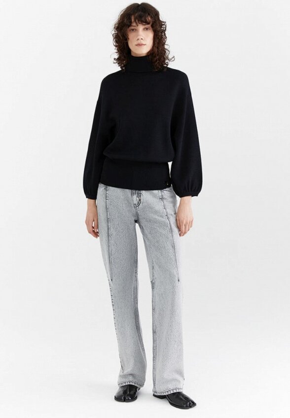 Свитер M.Reason