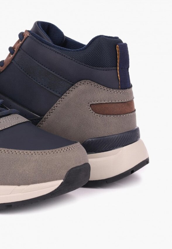 Кроссовки Pulse