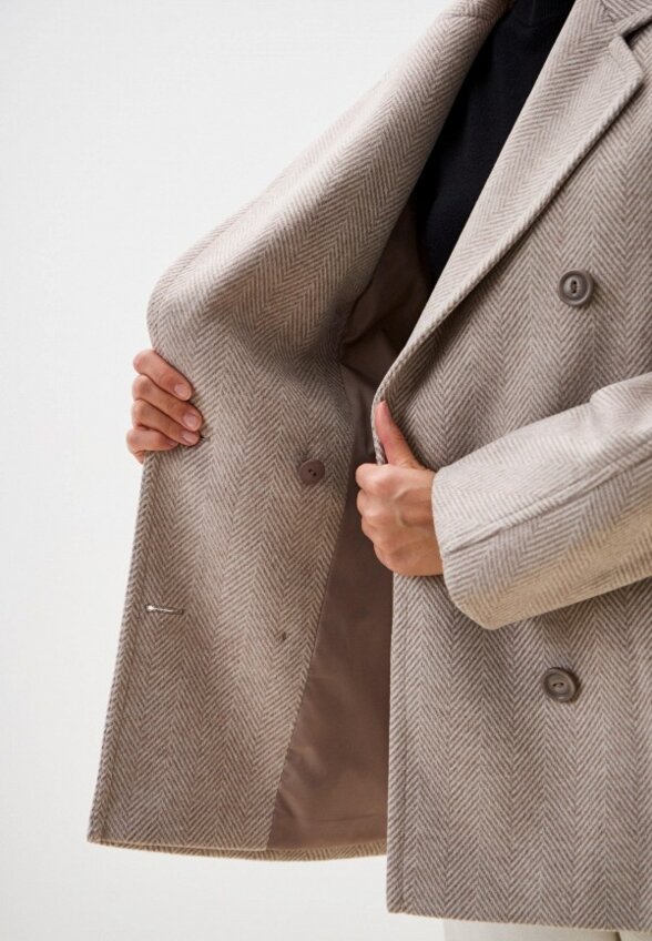 Полупальто Almarosa