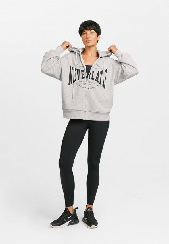 Толстовка Neverlate