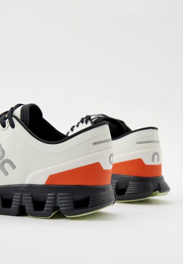 Кроссовки On