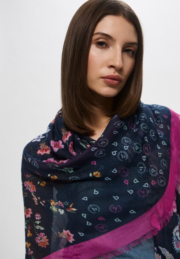 Платок Pollini
