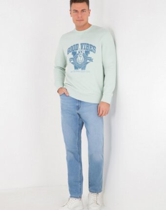Джинсы Wrangler мужчинам