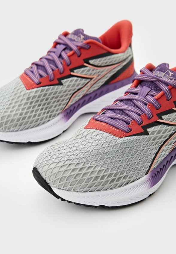 Кроссовки Diadora