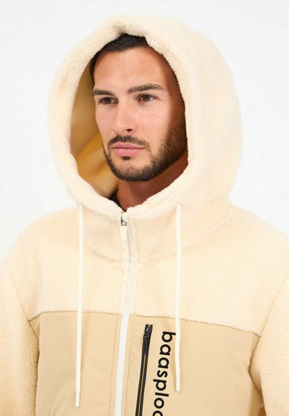 Ветровка Baasploa