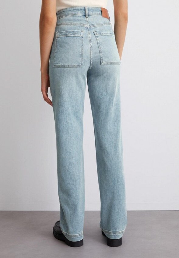 Джинсы Marc O'Polo