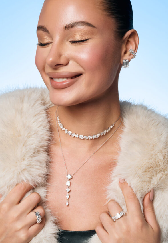 Серебряное кольцо ГРАЦИЯ с фианитами MIE