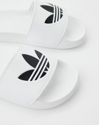 Сланцы adidas Originals женщинам