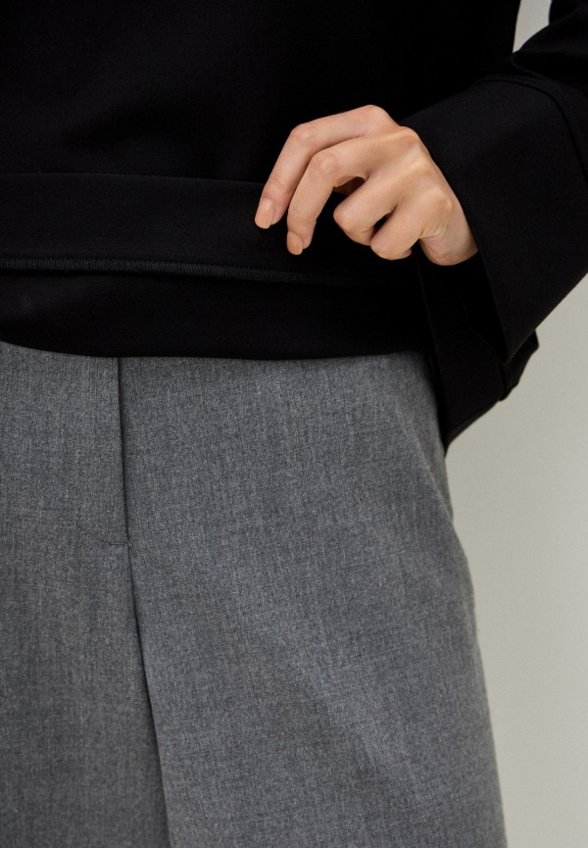 Свитшот Loriata