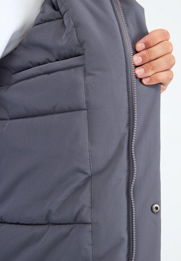 Пуховик Baasploa