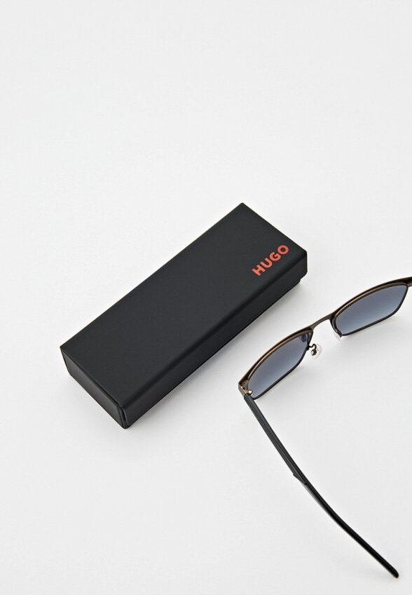 Очки солнцезащитные Hugo