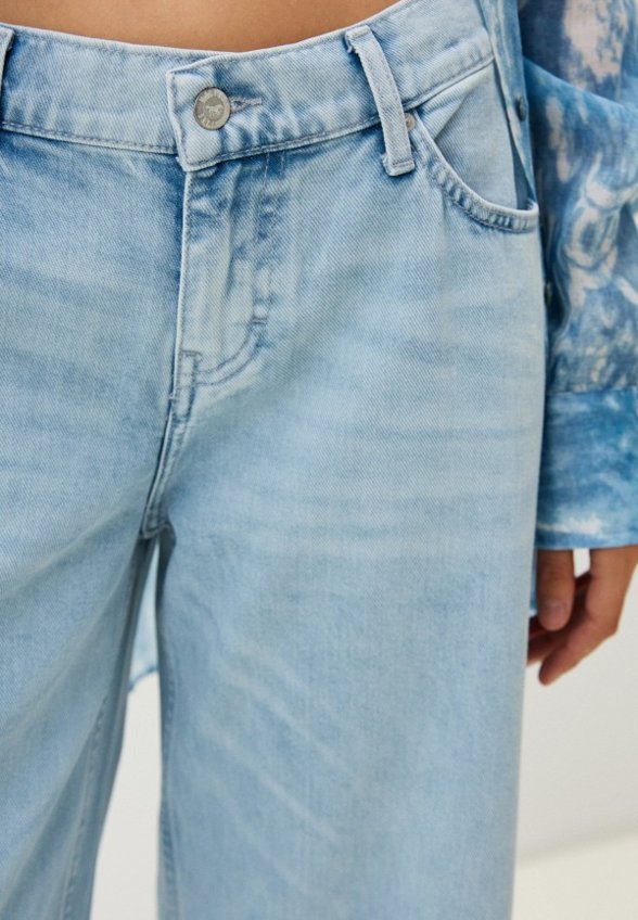 Джинсы Mustang