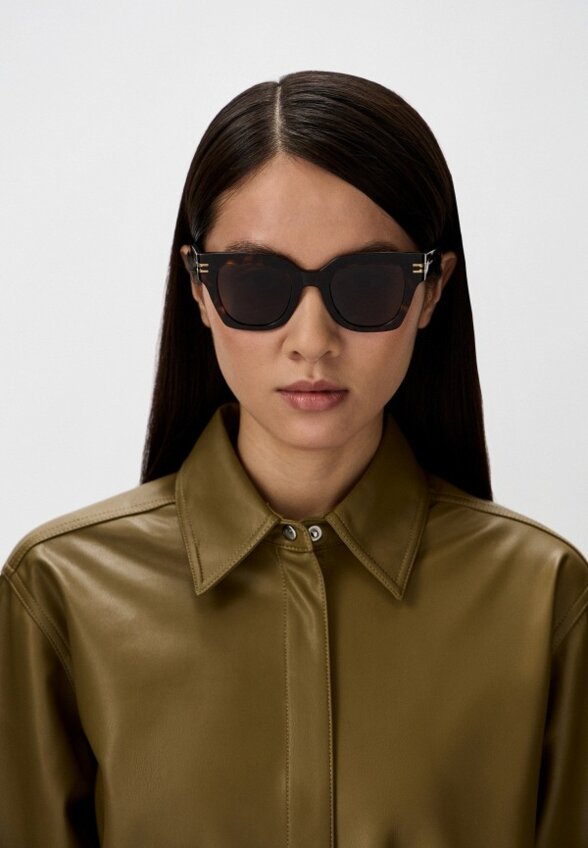 Очки солнцезащитные Bvlgari