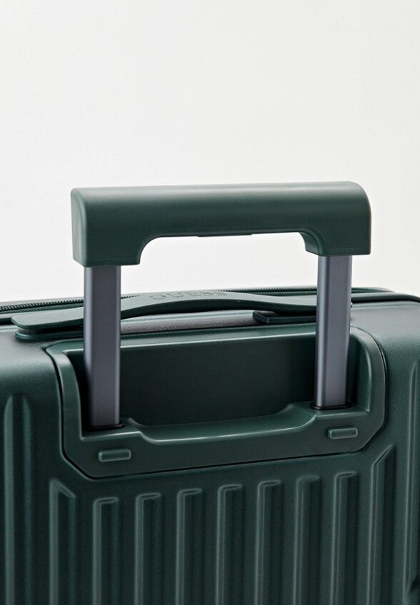 Чемодан Guess