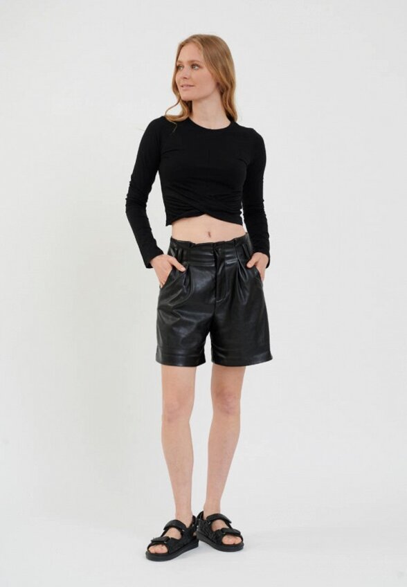 Лонгслив Lezzarine