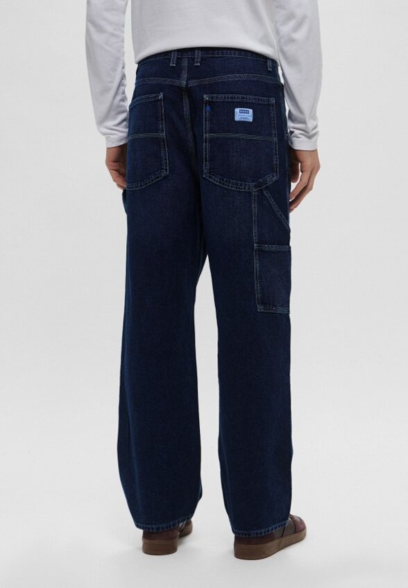 Джинсы Hugo
