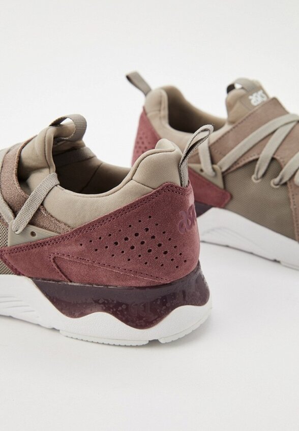 Кроссовки ASICS