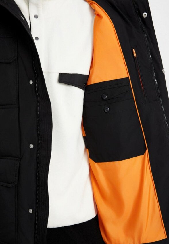 Пуховик Finn Flare