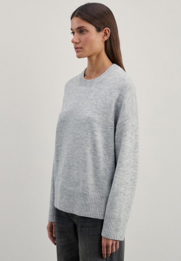 Джемпер Zarina