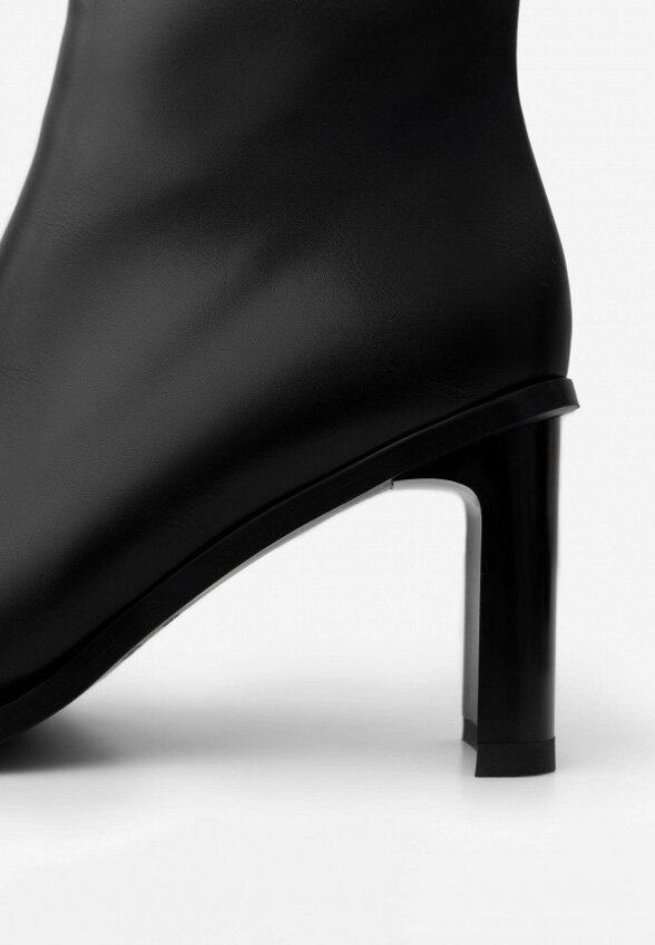 Ботильоны Wysh