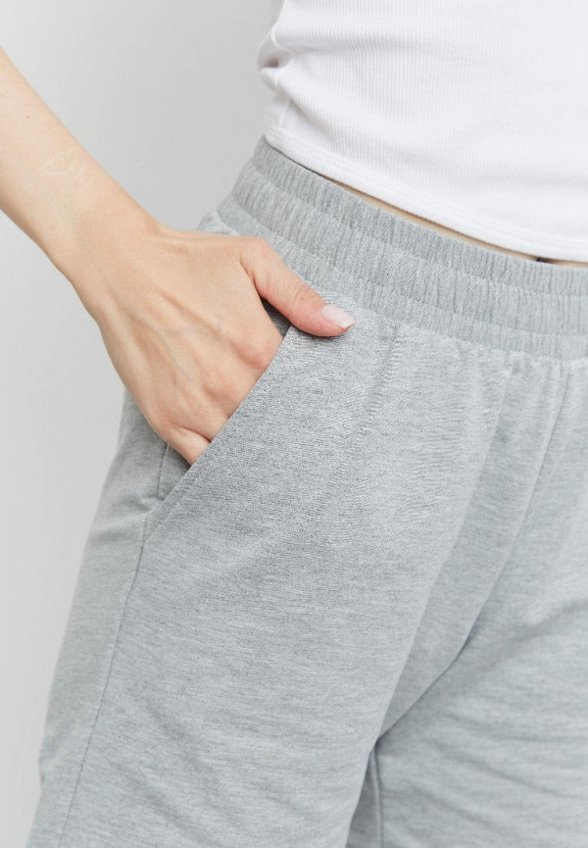 Шорты спортивные Avese