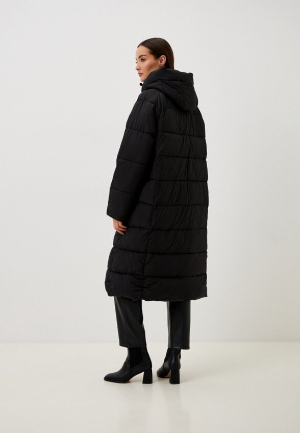 Пуховик LeOtra