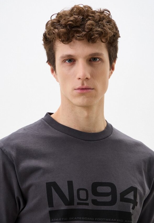 Футболка DC Shoes