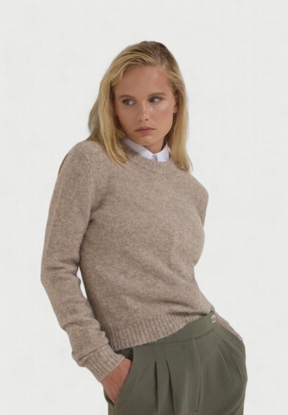 Джемпер Calliope