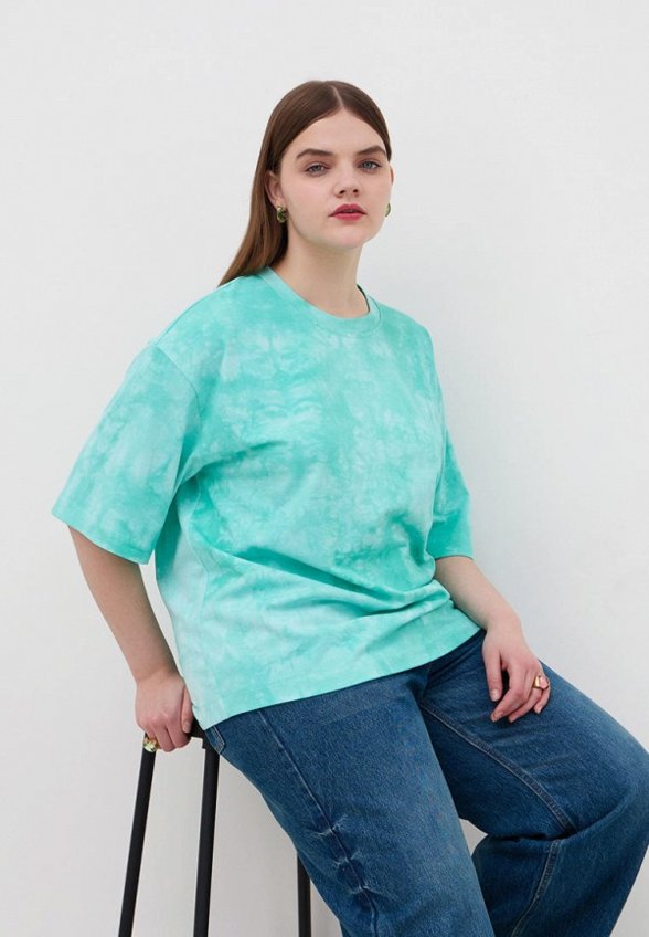 Футболка Lessismore