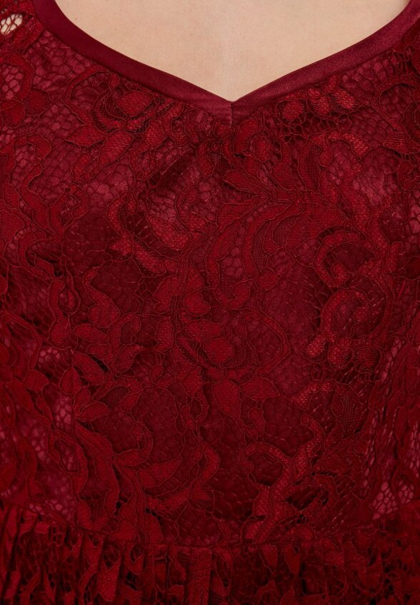 Платье MadaM T