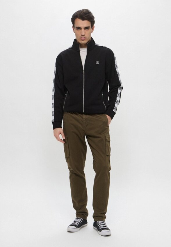 Олимпийка Hugo