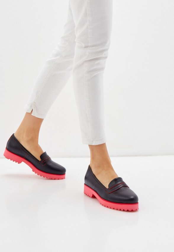 Лоферы Hestrend