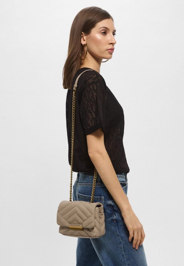 Сумка Armani Exchange