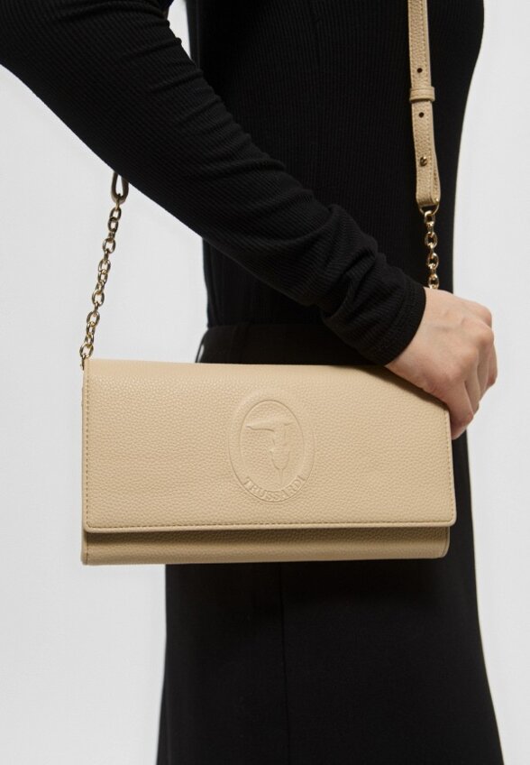 Сумка Trussardi