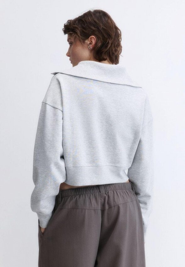 Олимпийка Befree