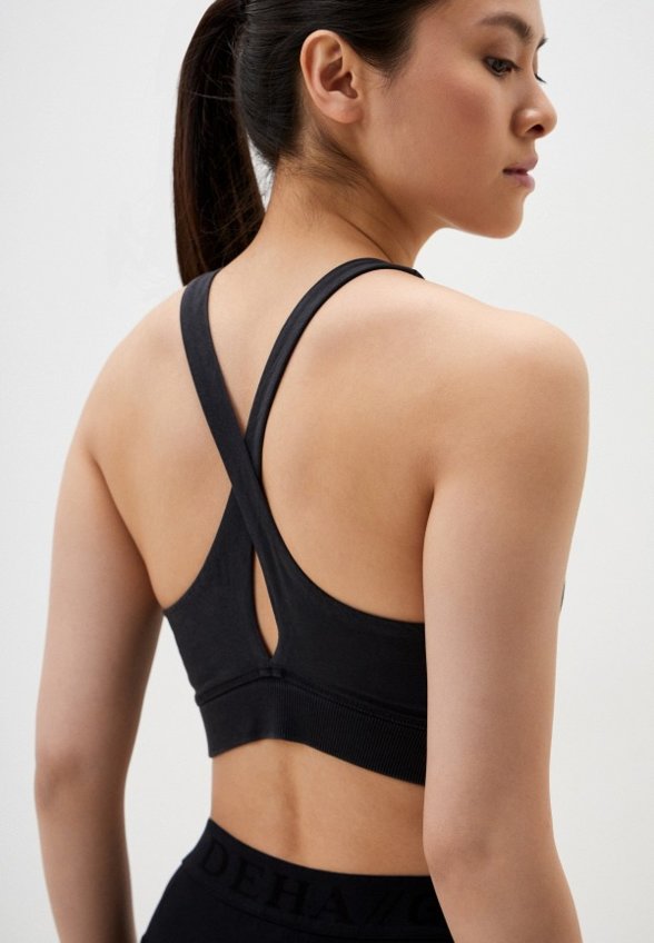 Топ спортивный Deha