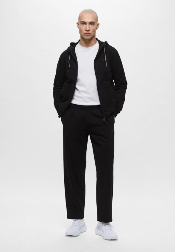 Костюм спортивный EA7