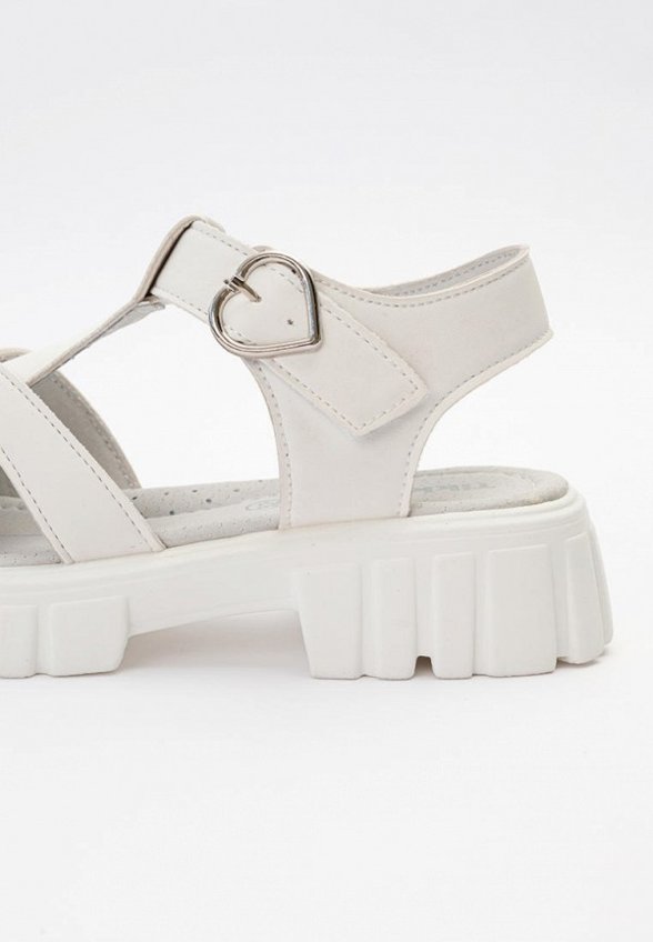 Босоножки Tikkago