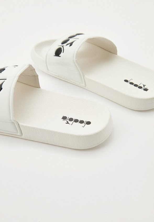 Сланцы Diadora