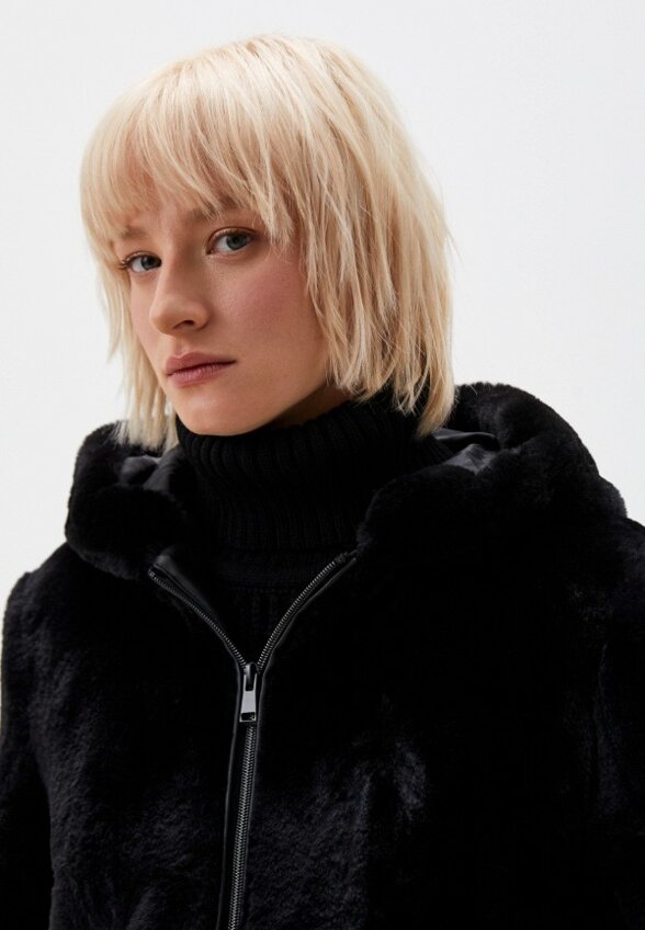 Бомбер меховой Terranova