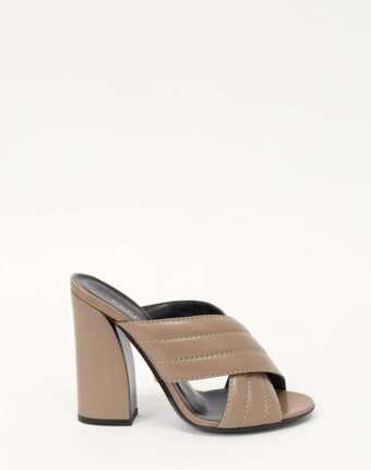 Gucci Shoes женщинам