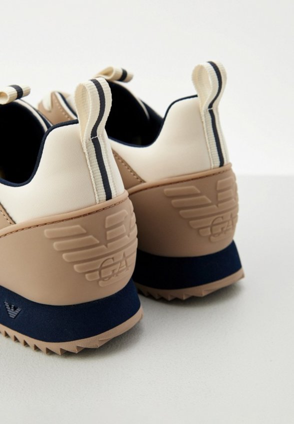 Кроссовки EA7