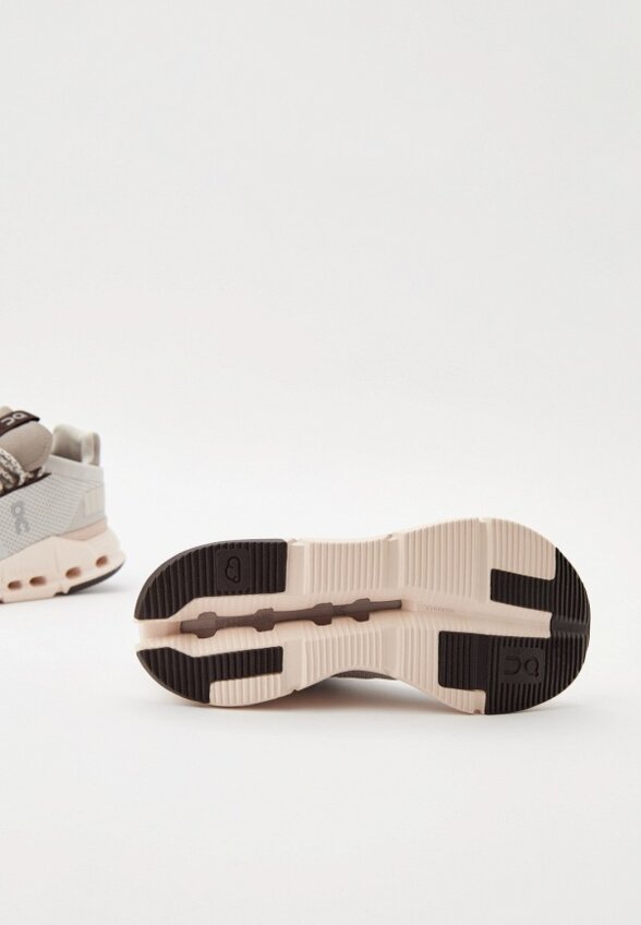 Кроссовки On