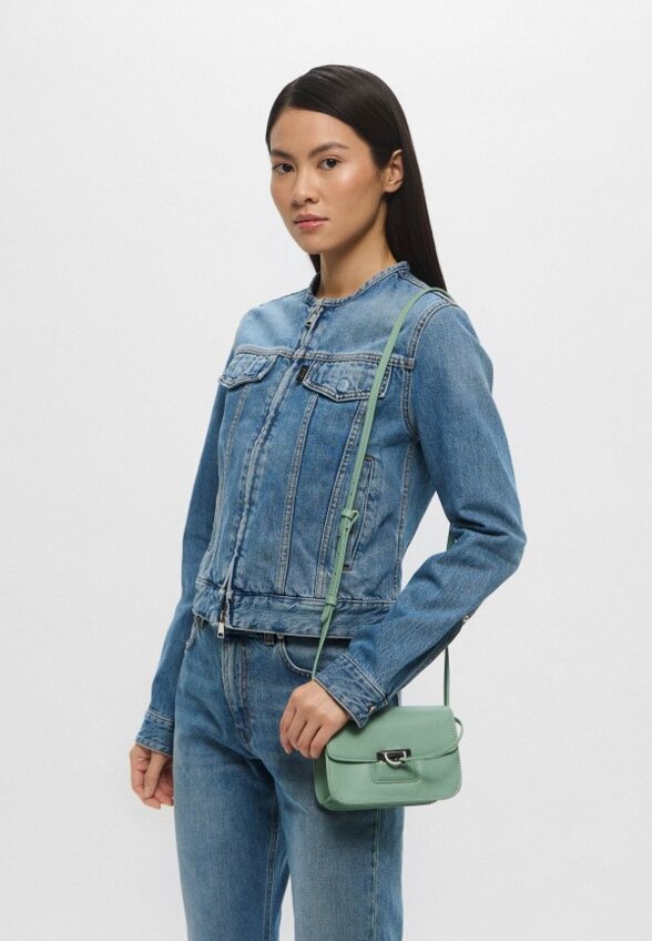 Сумка Trussardi