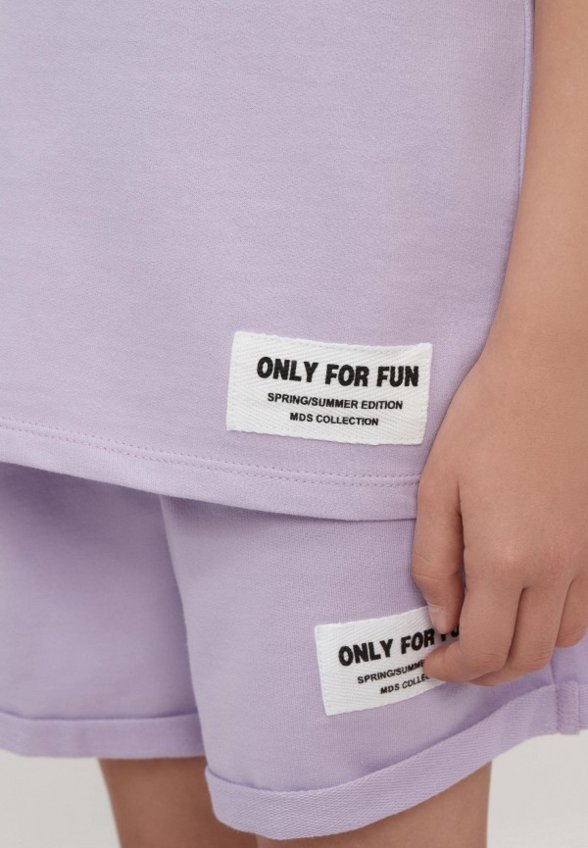 Футболка Modis