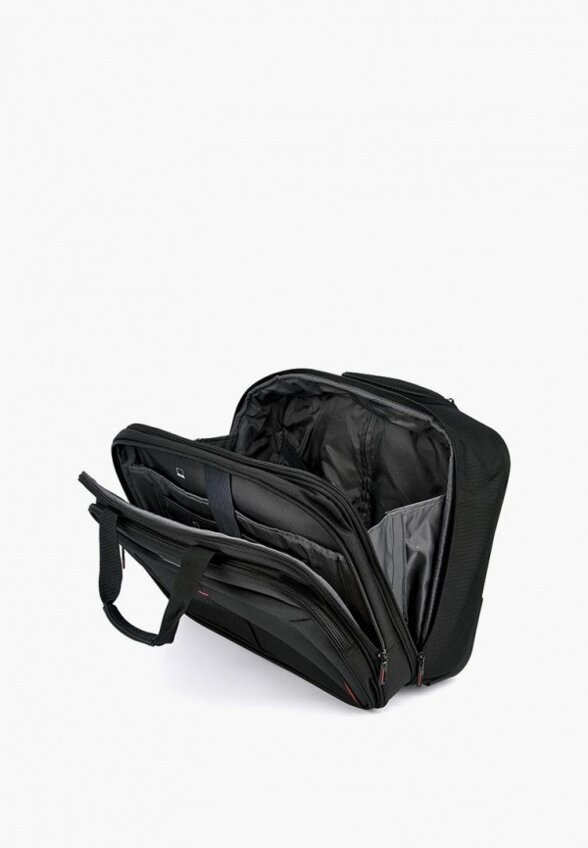 Чемодан Magellan