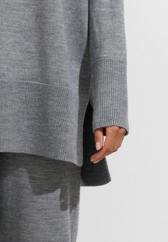 Свитер 99Colorspace