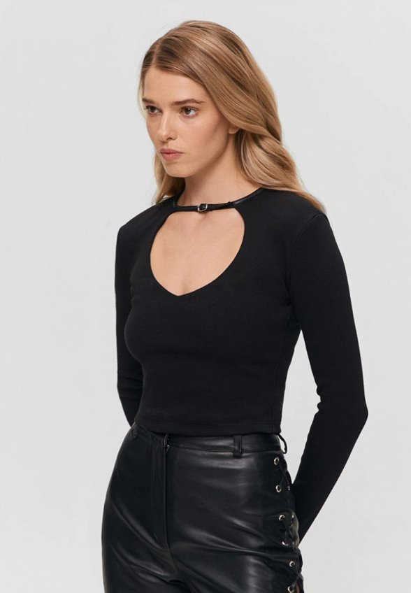 Джемпер Apiss