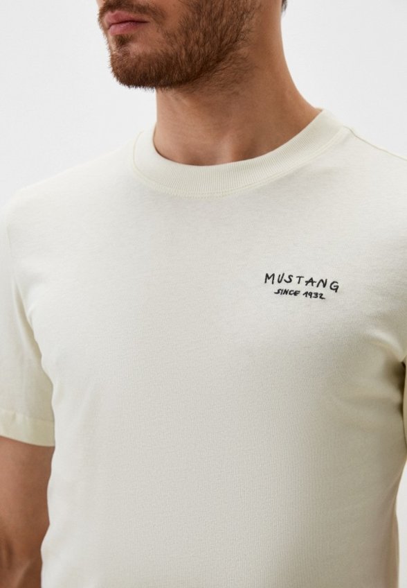 Футболка Mustang
