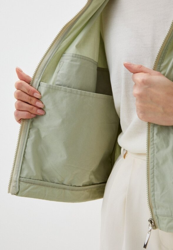 Ветровка Снежная Королева